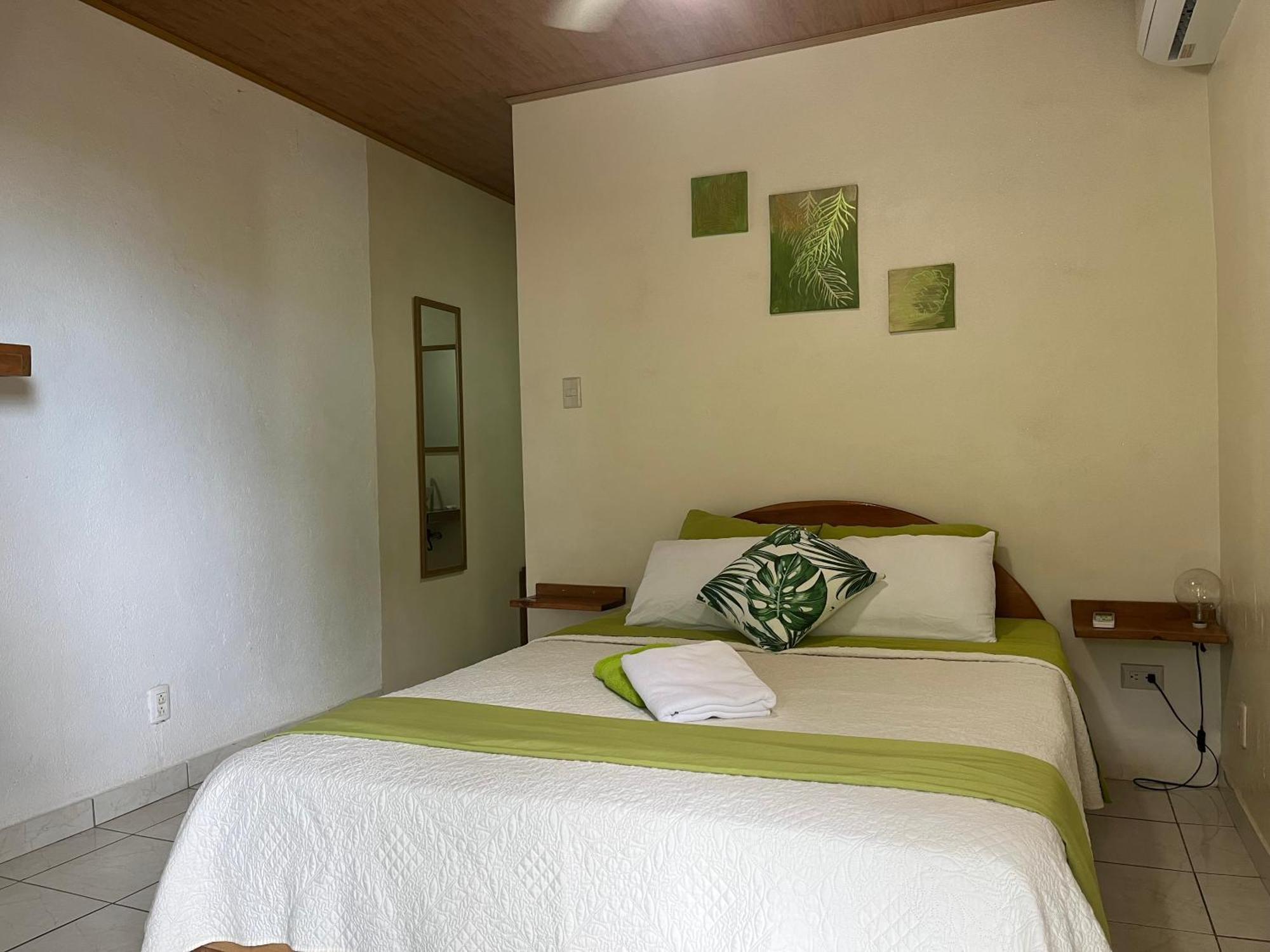 Villas Majolana Playa Herradura  Экстерьер фото