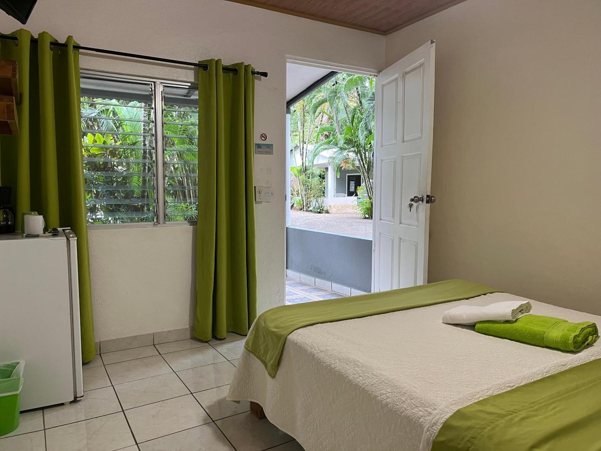 Villas Majolana Playa Herradura  Экстерьер фото